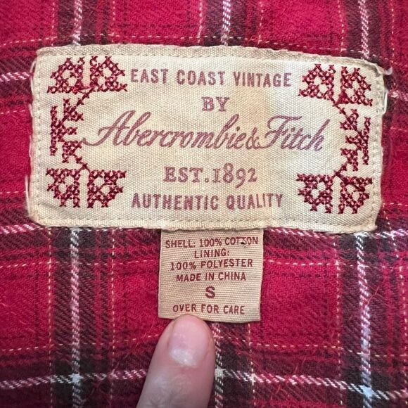 3 for $30! Abercrombie & fitch plaid red shirt. Size small - Picture 3 of 10